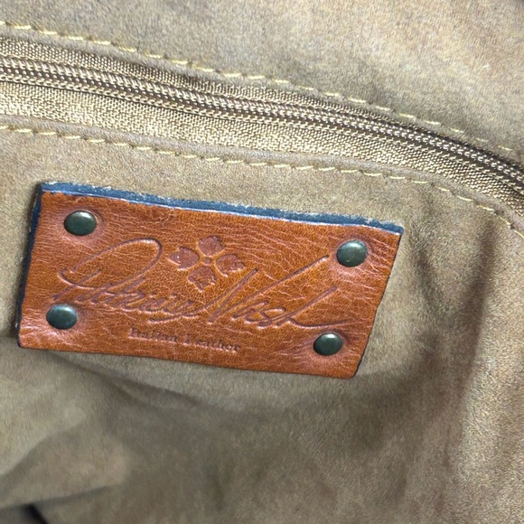 Patricia Nash Full Grain Leather Bucket Bag Adjustable Strap - Picture 8 of 13